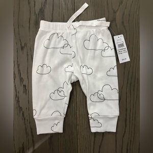 Baby gap neutral gender baby pants 0-3M NWT ret $45 w tx